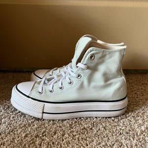 Platform converse